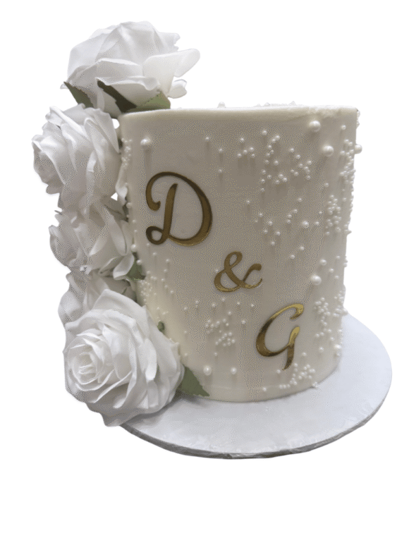 PEARL INITIAL WEDDING CAKE